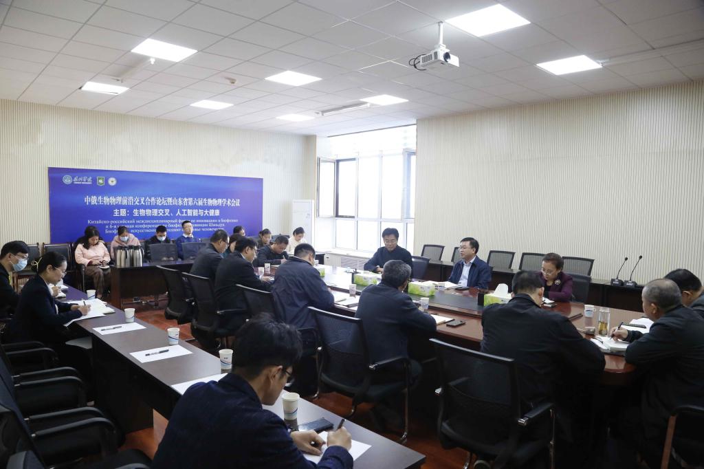 校长赵长林到二级学院调研-德州学院